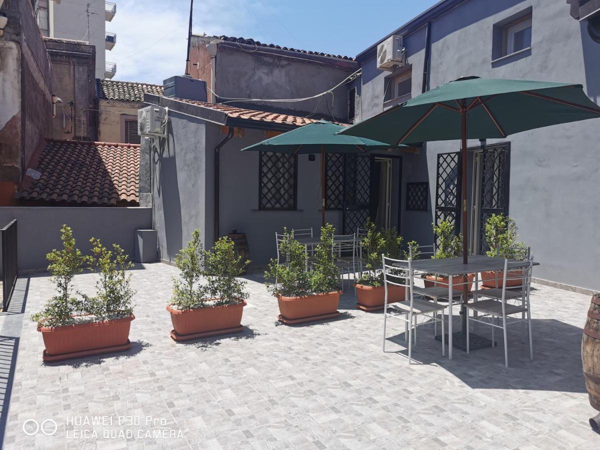 Il Giardino In Centro Apartment Catania Exterior photo